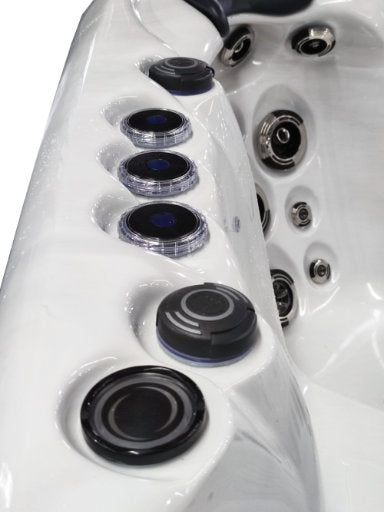 Platinum Spas Colombo V2