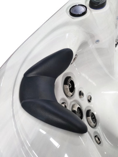 Platinum Spas Colombo V2