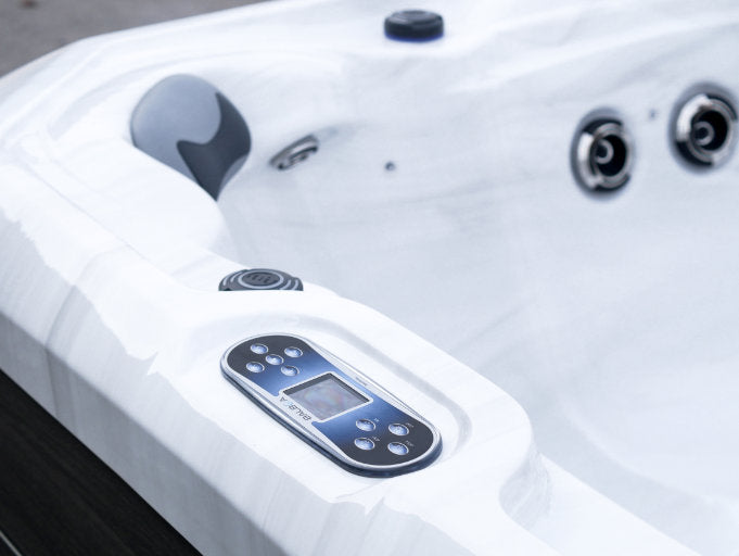 Platinum Spas Kenya (Showmodel)