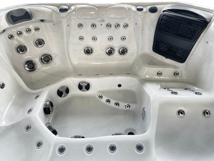 Platinum Spas Maximus