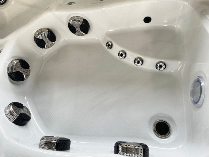 Platinum Spas Maximus