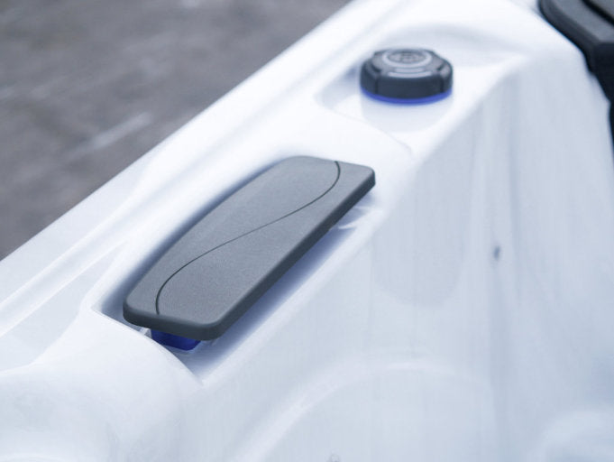 Platinum Spas Onyx V2
