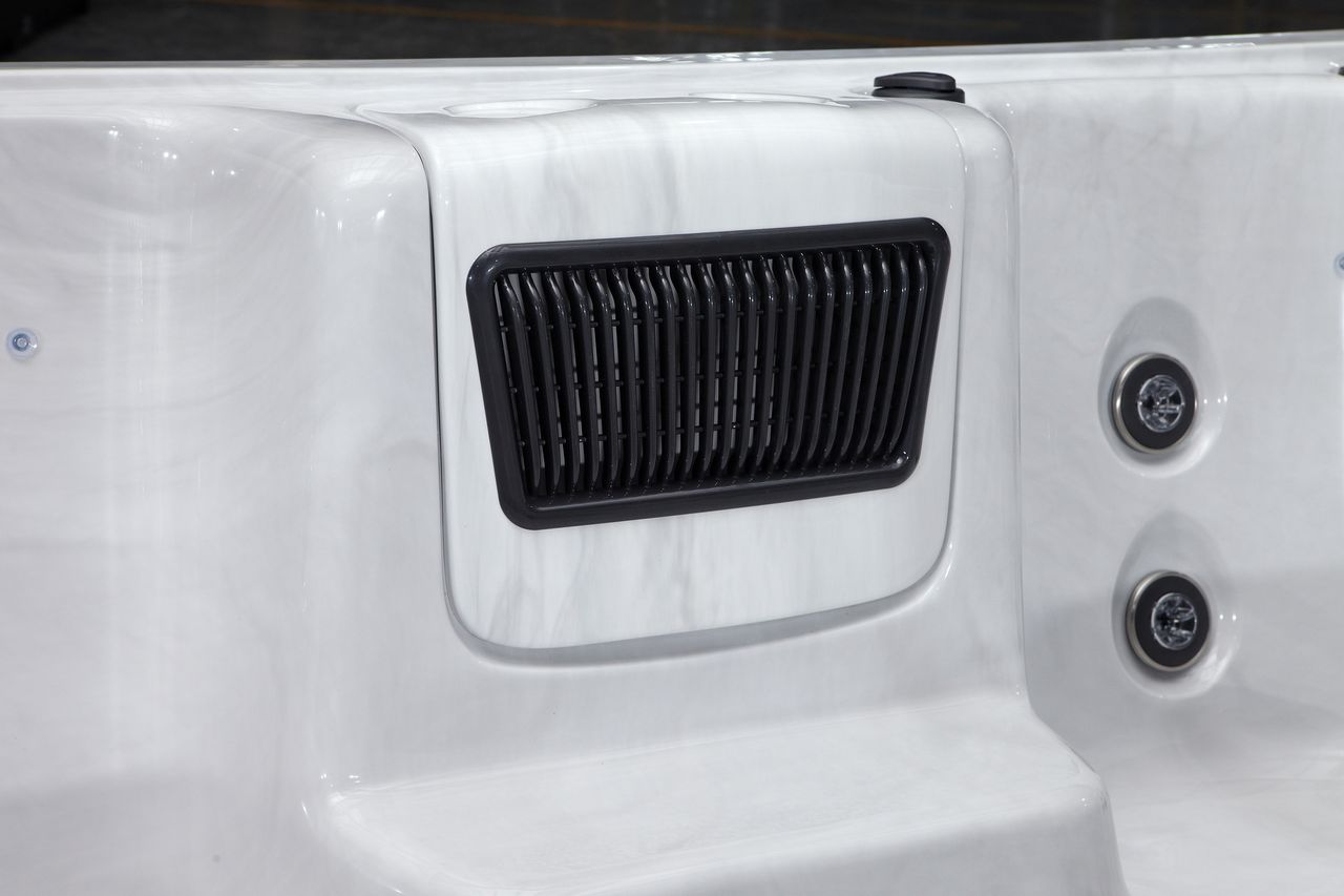 Platinum Swimspa Titan — 38 Jets, 10 Personen