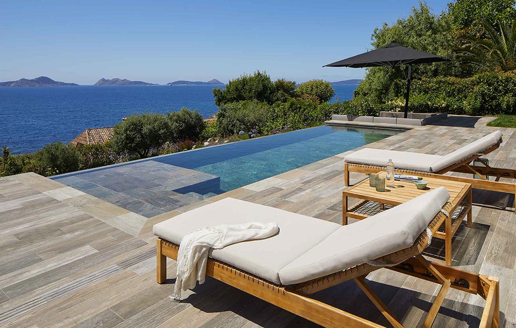 Rosa Gres Sophy porcelain stoneware pool