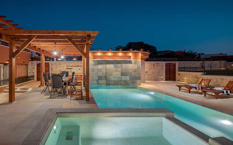 Rosa Gres Serena Pool Tile Series
